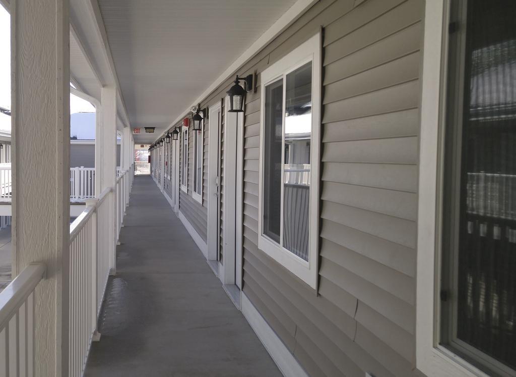 Affordable Suites Of America Portage Exterior photo